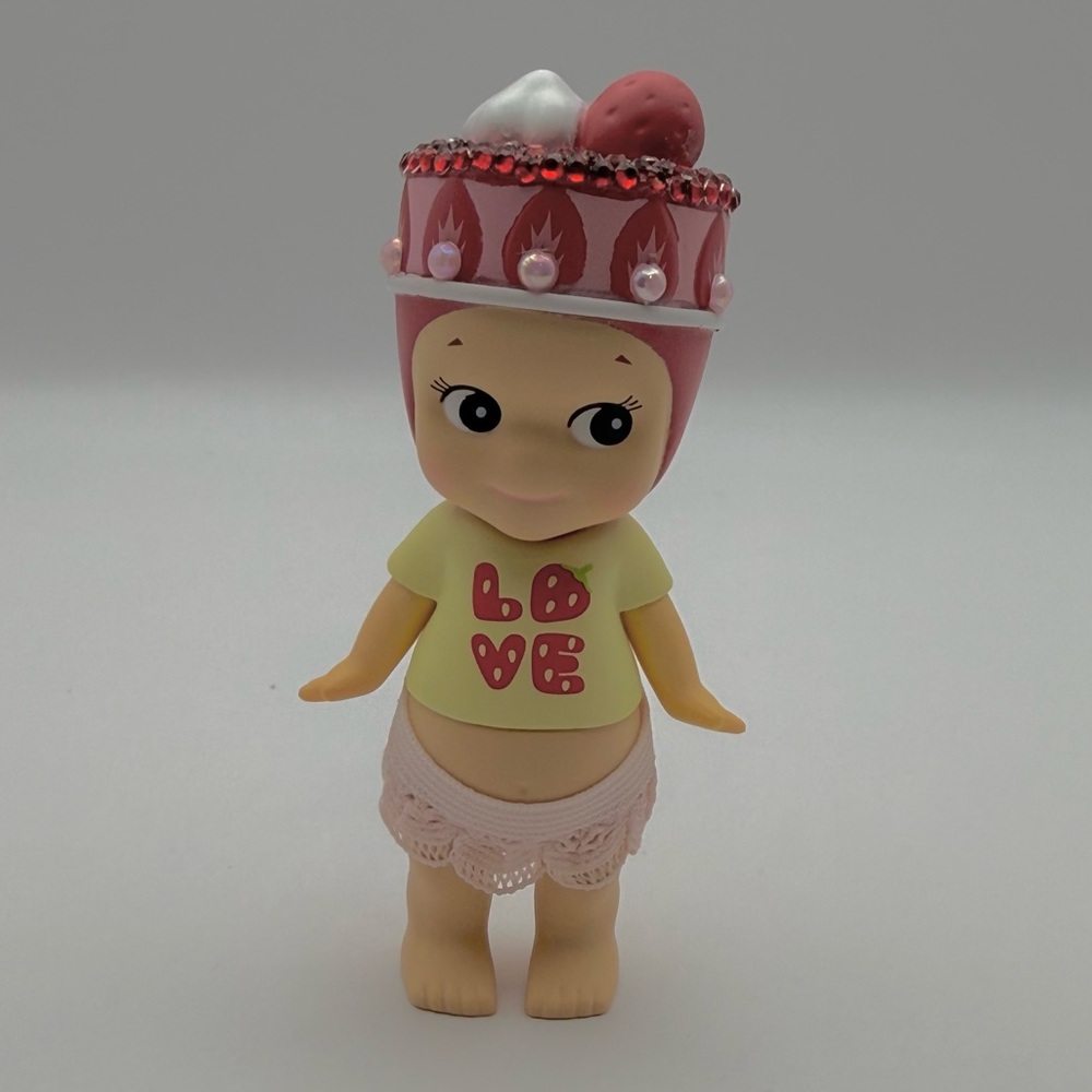 Custom Strawberry Shortcake Sonny Angel from Sweets Series.